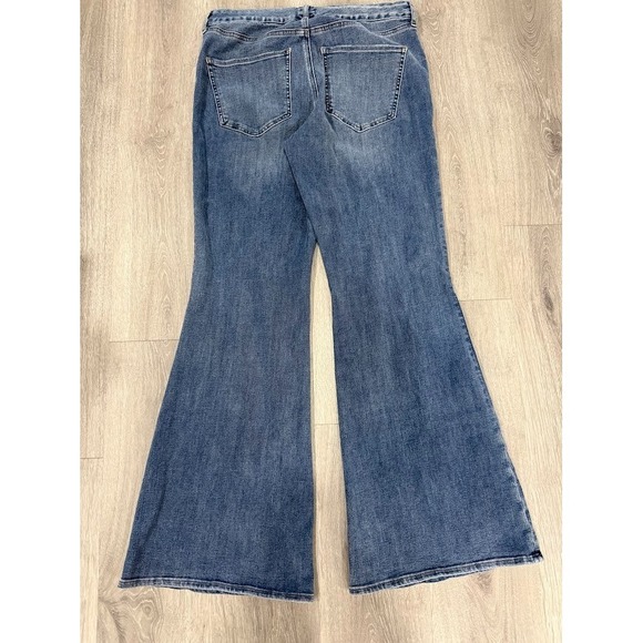 Express 70s Flare Mid Rise Jeans Ultra Hyper Stretch Womens Size Large 12/14/16 - Picture 2 of 7